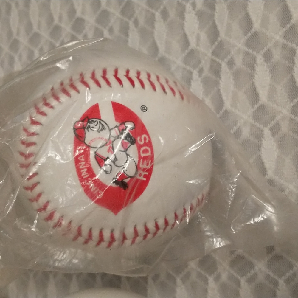 Baseball Collection - Detroit, Cincinnati, Oakland, Florida, Baltimore&Cleveland - Picture 2 of 7